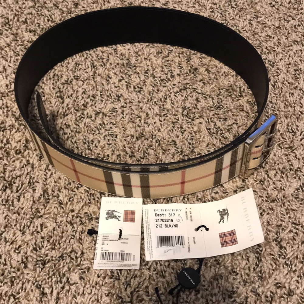 Burberry Nova Check women’s belt
